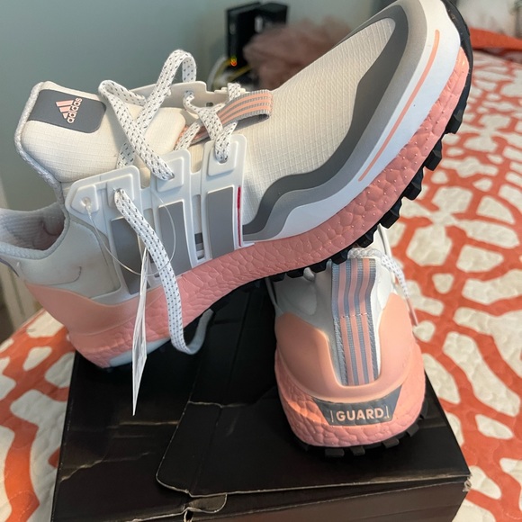 Adidas Ultraboost 10W Shoes - Picture 5 of 5